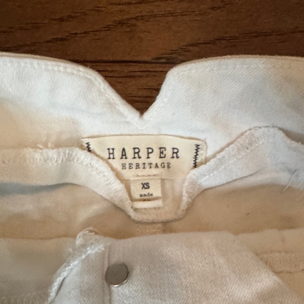 White Button-Front Denim Mini Skirt with Frayed Hem - Picture 4 of 5